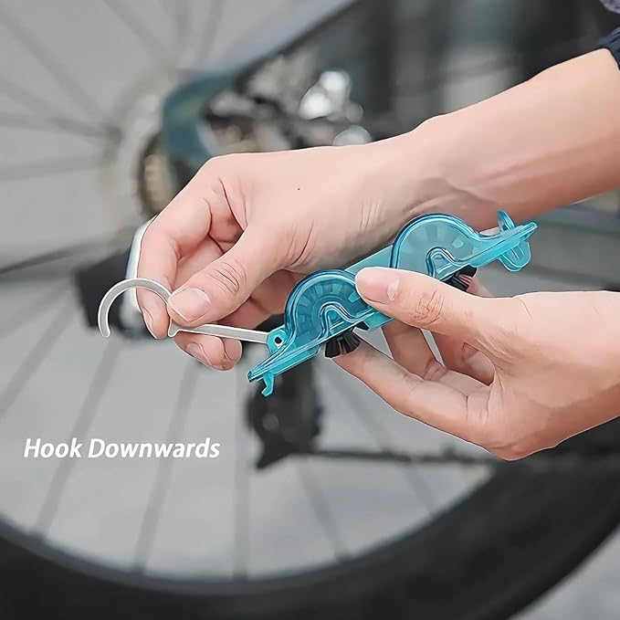 Bike Chain Cleaner,Multi functional chain cleaner Suitable for Mountain Bike, Road Bike,Bicycle Cleaning Brush Tool for Drivetrain(green)