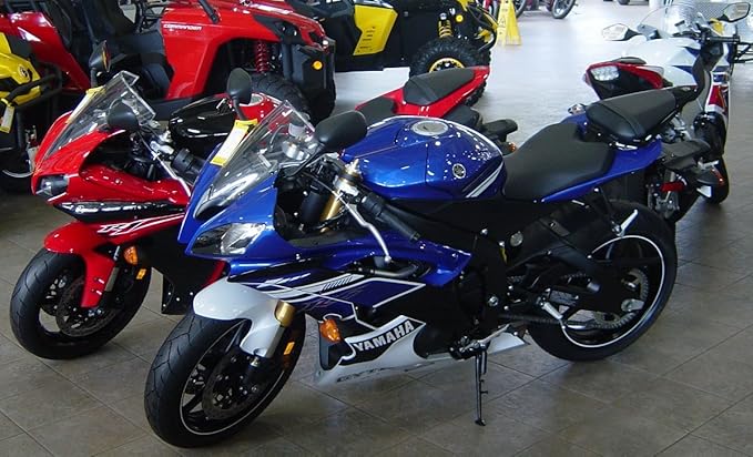 Formosa Covers Deluxe All Season Motorcycle Cover (L). Fits up to 84" Length Sport Bike, Dirt Bike, Small Cruiser.