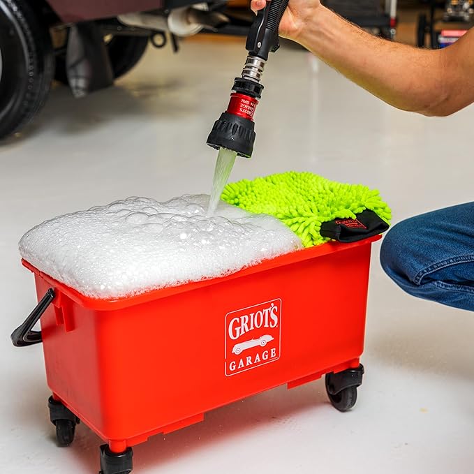 Griot's Garage Super-Concentrated Car Wash for Vehicle Washing and Cleaning, Foaming Liquid Soap, Won't Strip Waxes, Sealants or Ceramic Coatings, pH Balanced, 11103, One Gallon