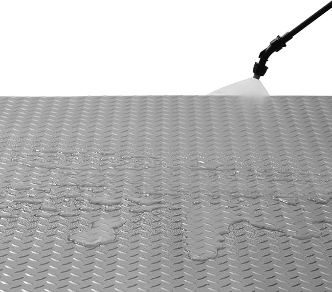 VEVOR Floor Mat, 13 x 4.9 FT PVC Flooring Roll, Non-Slip Diamond Texture, 64.58 sq.ft Covering Space, Garage Mats for Under Cars, Gyms, Boats, Car Trailer, Silver
