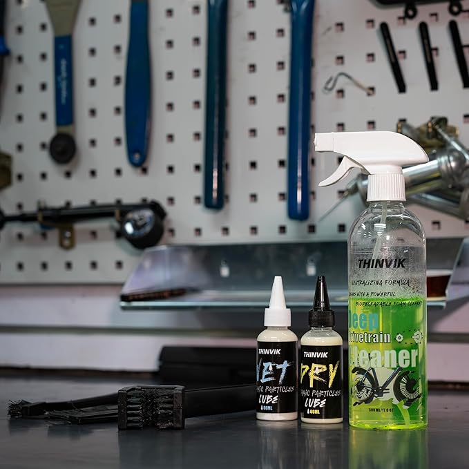 Thinvik Bike Lube and Cleaner Set with 500ml Chain Cleaner, 60ml Wet/Dry Lubricant and 4 Brush Tools for Cleaning Chains, Chainrings, Freewheel/Cassette