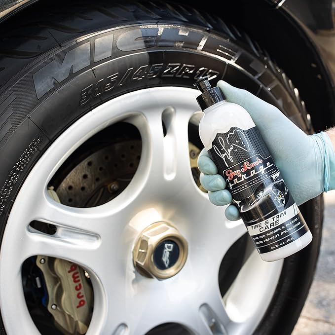 Jay Leno's Garage Basic Car Detailing Bucket Kit - Sprays, Liquids, Microfiber Towels, Applicators and Wash Mitt