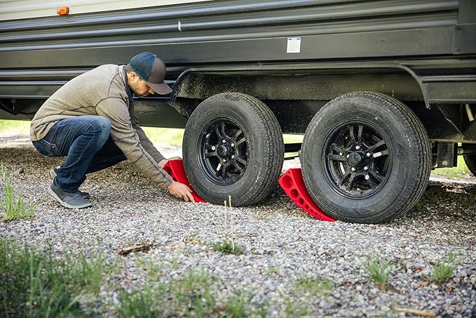 ANDERSEN HITCHES | 3604 RV and Trailer Accessories | Single Camper Leveler Block w/Rubber mat | Camper Leveling System | Outdoor Camping Levels