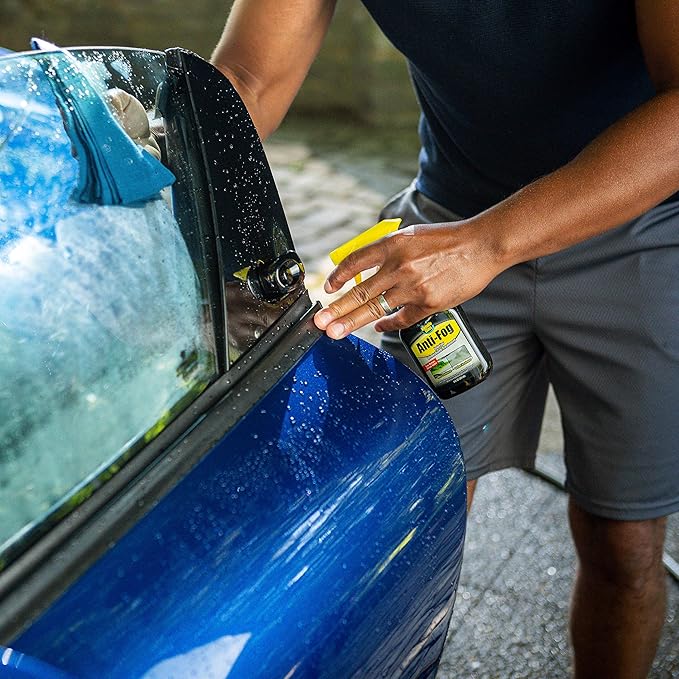 Invisible Glass 92472 Anti-Fog Interior Windshield Treatment Car Glass Defogger Cleaning Spray Prevents Windshield Fogging To Improve Driving Visibility, No Streaks or Haze, 8 Fl Oz, Pack of 1